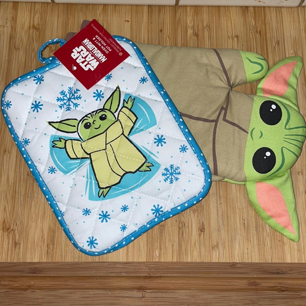 Star Wars Oven Mitt and Pot Holder